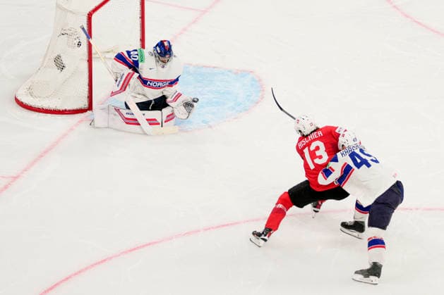 ZURICH, SWITZERLAND MAY 30 Nico Hischier of Switzerland C against Christian Kaasastul of Norway R during the 2026 IIHF Ice Hockey World Championship Switzerland game between Switzerland and Norway at Swiss Life Arena on May 30, 2026 in Zurich, Zurich Zurich Swiss Life Arena Zurich Switzerland Copyright: xJustPictures.ch JarixPestelaccix jp-en-EuSpIm-JP6_JAR_Switzerland_Norway_30May2026_00079