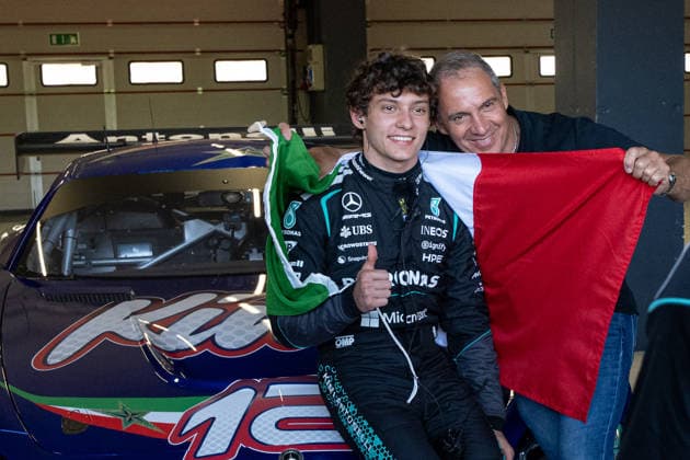Formula 1, Kimi Antonelli with his father in Imola