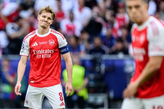 260530 Martin odegaard of Arsenal looks dejected during the UEFA Champions League final match between Paris Saint Germain and Arsenal on May 30, 2026 in Budapest Photo Maxim Thore BILDBYRAN kod MT MT1056 fotboll football soccer fotball uefa champions league champions league paris saint germain arsenal bbeng depp  Copyright: MAXIMxTHORE BB260530MT069