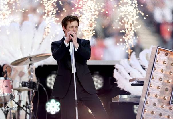 Football, CL, Final, Paris St Germain - FC Arsenal, The Killers, Final Kick Off Show
