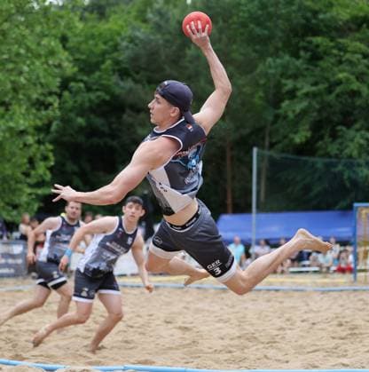 Germany Kelkheim Münster 30 05 2026 Beach Handball Hessen Karacho Beach Cup 2026 Die Otternasen BHC BADG Münster v l Domink Winzer Manso BHC Beach Da Gang Sport Karacho Beach Cup 2026