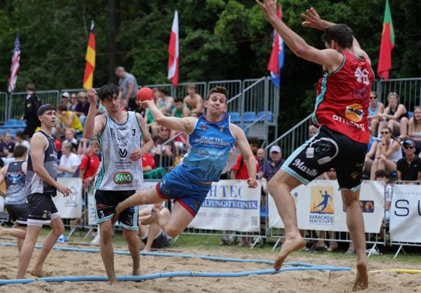 Germany Kelkheim Münster 30 05 2026 Beachhandball Hessen Karacho Beach Cup 2026 Die Otternasen BHC BADG Münster f l Erik Schmid Die Otternasen , Sören Kilp BHC Beach Da Gang , Hendrik Prahst Die Otternasen Sport Karacho Beach Cup 2026
