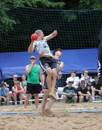 Germany Kelkheim Münster 30 05 2026 Beachhandball Hessen Karacho Beach Cup 2026 Die Otternasen BHC BADG Münster f l Hendrik Prahst Die Otternasen , Lennart Liebeck BHC Beach Da Gang Sport Karacho Beach Cup 2026