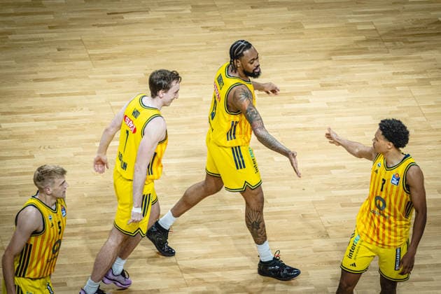 Basketball Berlin 30 05 2026 Season 2025 2026 EasyCredit BBL 1 Bundesliga Men, Men Playoffs Semifinal Game 1 Alba Berlin BMA365 Bamberg Baskets J wan Roberts Alba Berlin, No 13 Jack Kayil Alba Berlin, No 07 Jubel