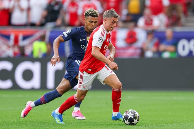 BUDAPEST, HUNGARY - MAY 30: Leandro Trossard of Arsenal, Desire Doue of Paris Saint-Germain during the UEFA Champions League 2026 Final between Paris Saint-Germain and Arsenal FC at Puskas Arena on May 30, 2026 in Budapest, Hungary.  Copyright: xRenexNijhuis MBxMediax