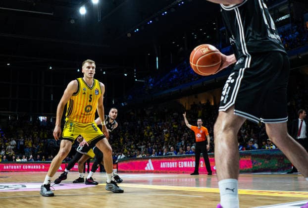 Sam Griesel Alba Berlin, 5 defends 30 05 2026, Alba Berlin vs Bamberg Baskets, Basketball, BBL, Max Schmeling Halle, Berlin DFL regulations prohibit any use of photographs as image sequences and or quasi video Copyright: HMBxMedia xFinnxWeidmann