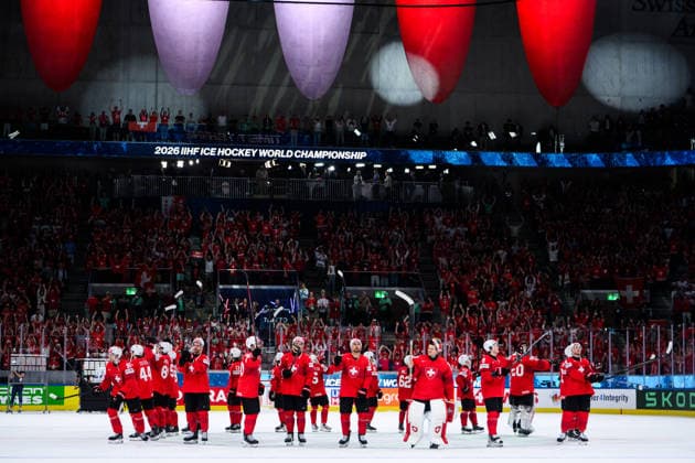 260530 Players of Switzerland celebrate after the 2026 IIHF Ice Hockey World Championship semifinal match between Switzerland and Norway on May 30, 2026 in Zürich Photo Jesper Zerman BILDBYRAN kod JZ JZ0737 ishockey ice hockey ishockey vm 2026 vm 2026 iihf world championship semifinal semifinals switzerland schweiz norge norway bbeng jubel  Copyright: JESPERxZERMAN BB260530JZ079