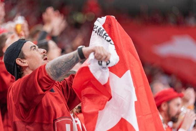 30 05 2026, Zurich, Swiss Life Arena, Ice Hockey World Championships Semifinal Switzerland Norway, Swiss fan Zurich Swiss Life Arena Zurich Switzerland Copyright: xJustPictures.ch StefanxEmchx jp-de-StEm-DSC0108320260530