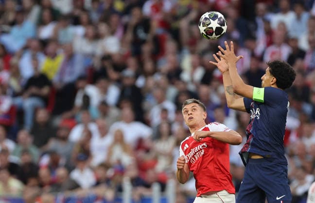 Trossard Leandro - Marquinhos , PSG Paris Saint Germain-Arsenal Champions League Finale , Fußball , in dem Puskas Arena Stadion , in Budapest , Ungarn . Mai 30 , 2026 . Photo by: Davide Elias IPA Photo Pressefoto DENL Copyright: xDavidexEliasx