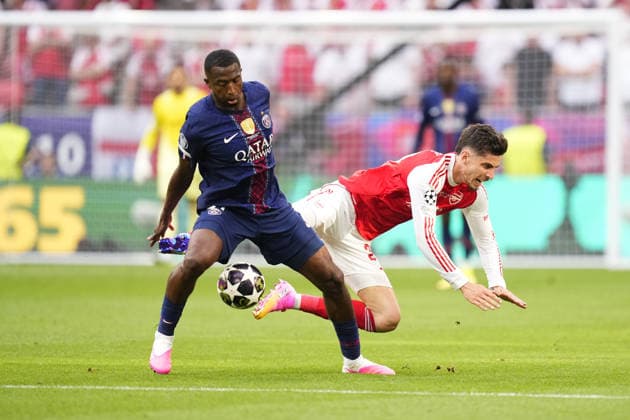 Paris Saint-Germain v Arsenal - UEFA Champions League final BUDAPEST, HUNGARY - MAY 30: Willian Pacho centre-back of PSG and Ecuador and Kai Havertz centre-forward of Arsenal and Germany battle for the ball during the UEFA Champions League Final 2026 match between Paris Saint-Germain and Arsenal FC at Puskas Arena on May 30, 2026 in Budapest, Hungary. Jose Hernandez Anadolu Budapest Hungary. Editorial use only. Please get in touch for any other usage.  Copyright: x2026xAnadoluxJosexHernandezx