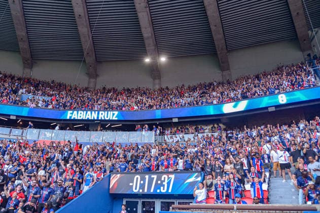 FOOTBALL : Diffusion du match Paris Saint Germain vs Arsenal FC - Ligue des Champions - Finale - 30 05 2026 Supporters du Paris SG - Ambiance ParisFrance  Copyright: xBaptistexAutissierx