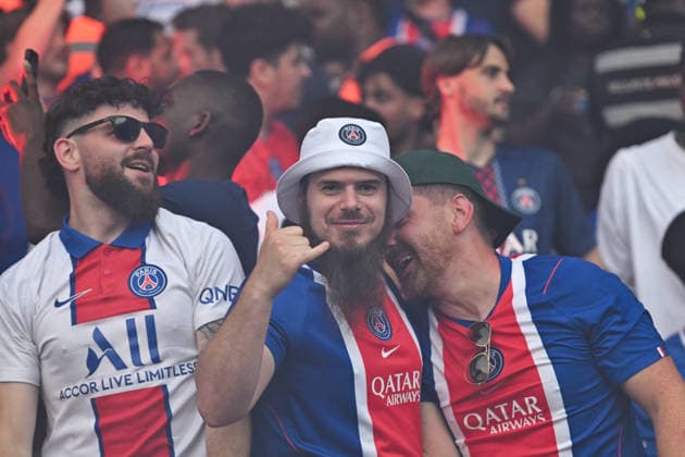 Champions League PSG vs Arsenal in Paris - FA Paris Saint-Germain’s supporters attend a live diffusion of the UEFA Champions League final football match between Paris Saint-Germain and Arsenal FC in Budapest, at the Parc des Princes Stadium in Paris on May 30, 2026. Photo by Firas Abdullah ABACAPRESS.COM Paris Ile-de-France France  Copyright: xAbdullahxFiras ABACAx
