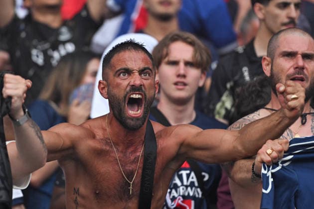 Champions League PSG vs Arsenal in Paris - FA Paris Saint-Germain’s supporters attend a live diffusion of the UEFA Champions League final football match between Paris Saint-Germain and Arsenal FC in Budapest, at the Parc des Princes Stadium in Paris on May 30, 2026. Photo by Firas Abdullah ABACAPRESS.COM Paris Ile-de-France France  Copyright: xAbdullahxFiras ABACAx