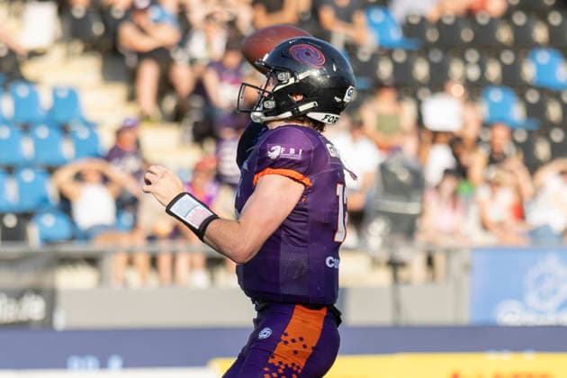 EFA European Football Alliance Frankfurt Galaxy Munich Ravens, 30 05 2026 Ethan Garbers Frankfurt Galaxy 12 throws the ball, Frankfurt Galaxy Munich Ravens, Frankfurt, PSD Bank Arena, 30 5 2026 Copyright: xBEAUTIFULxSPORTS Gawlikx