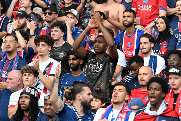 People enjoy before the final PSG against Arsenal, Parc des Princes, Paris, France, on 30 may, 2026. 30 05 2026-Paris, FRANCE. Paris France  Copyright: xLIONELxURMANxx xBESTIMAGExLIONELxURMANxx xBESTIMAGEx
