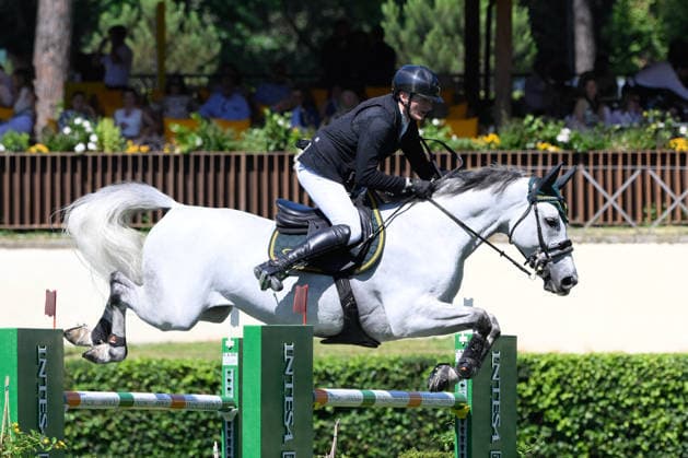 EQUITATION - International Equitation - Piazza di Siena - 93rd CSIO of Rome 2026 Photo by IPA ABACAPRESS.COM85190267 - Fabio Brotto (ITA) competes in prix n.7 LORO PIANA Trophy during the CSIO of Rome Piazza di Siena 2026 at Villa Borghese in Rome, Italy on May 30, 2026 (Photo by Fabrizio Corradetti LiveMedia) Rome Italy  Copyright: xIPAxSport ABACAx