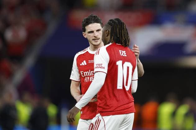 BUDAPEST - Declan Rice of Arsenal FC consoles Eberechi Eze of Arsenal during the UEFA Champions League final between Paris Saint-Germain and Arsenal FC at the Puskas Arena on 30 May 2026, Budapest, Hungary. MAURICE VAN STEEN ANP UEFA Champions League Final 2026 2025-2026 xVIxANPxSportx xMauricexvanxSteenxIVx 559694623 originalFilename: 559694623.jpg