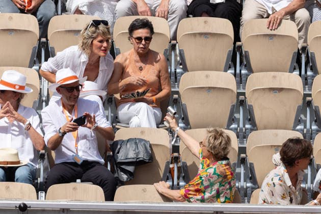 2026 French Open - Celebrities In Stand Day 7 NB Muriel Robin in stand day 7 during the 2026 French Open at Roland Garros on May 30, 2026 in Paris, France. Photo by Nasser Berzane ABACAPRESS.COM  Copyright: xBerzanexNasser ABACAx