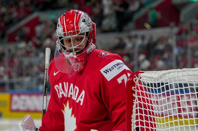 ZURICH, SWITZERLAND MAY 30 goalkeeper Jet Greaves of Canada during the 2026 IIHF Ice Hockey World Championship Switzerland game between Canada and Finland at Swiss Life Arena on May 30, 2026 in Zurich, Zurich Zurich Swiss Life Arena Zurich Switzerland Copyright: xJustPictures.ch JarixPestelaccix jp-en-EuSpIm-JP6_JAR_Canada_Finland_30May2026_00101