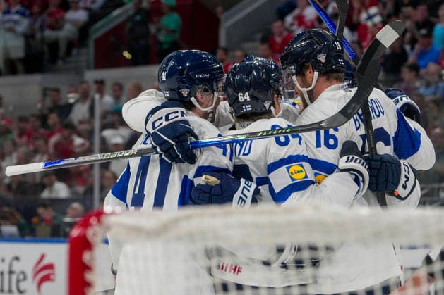 ZURICH, SWITZERLAND MAY 30 Finland celebrates his second goal during the 2026 IIHF Ice Hockey World Championship Switzerland game between Canada and Finland at Swiss Life Arena on May 30, 2026 in Zurich, Zurich Zurich Swiss Life Arena Zurich Switzerland Copyright: xJustPictures.ch JarixPestelaccix jp-en-EuSpIm-JP6_JAR_Canada_Finland_30May2026_00117
