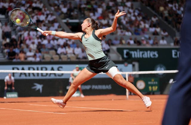 French Diane Parry plays against US Amanda Anisimova during their third-round match at the French Tennis Open in Roland Garros in Paris, France, on Saturday, May 30, 2026. Parry won 6-3, 4-6, 7-6.  PAR20260530101 MAYAxVIDON-WHITE