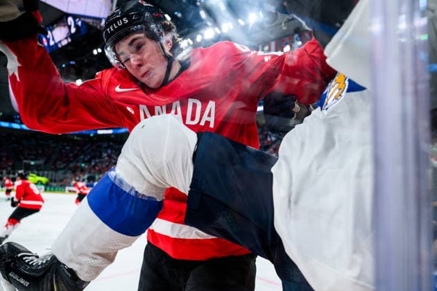 260530 Fraser Minten of Canada and Nikolas Matinpalo of Finland during the 2026 IIHF Ice hockey, Eishockey World Championship, WM, Weltmeisterschaft semifinal match between Canada and Finland on May 30, 2026 in Zürich. Photo: Jesper Zerman BILDBYRAN kod JZ JZ0738 ishockey ice hockey ishockey-vm 2026 vm 2026 iihf world championship semifinal semifinals kanada canada finland bbeng *** 260530 Fraser Minten of Canada and Nikolas Matinpalo of Finland during the 2026 IIHF Ice Hockey World Championship semifinal match between Canada and Finland on May 30, 2026 in Zürich Photo Jesper Zerman BILDBYRAN kod JZ JZ0738 ishockey ice hockey ishockey vm 2026 vm 2026 iihf world championship semifinal semifinals kanada canada finland bbeng  Copyright: JESPERxZERMAN BB260530JZ112