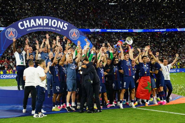 HUN: Paris Saint-Germain FC - Arsenal FC. UEFA Champions League™s Final. PSG players celebrate with the UEFA Champions League trophy after winning the 2025 UEFA Champions League final during the UEFA Champions League™s Final match between Paris Saint-Germain FC and Arsenal FC played at Ferenc Puskas Arena Stadium on May 30, 2026 in Budapest, Hungary. kpng Copyright: xBaguxBlancox xPRESSINPHOTOx PS_260530_PSG_ARS_2526_202