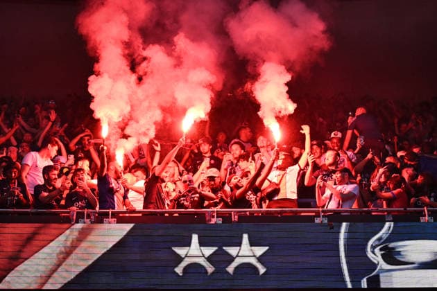 Champions League PSG winning over Arsenal celebration in Paris - FA Paris Saint-Germain’s supporters celebrate the win during a live diffusion of the UEFA Champions League final football match between Paris Saint-Germain and Arsenal FC in Budapest, at the Parc des Princes Stadium in Paris on May 30, 2026. Photo by Firas Abdullah ABACAPRESS.COM Paris Ile-de-France France  Copyright: xAbdullahxFiras ABACAx