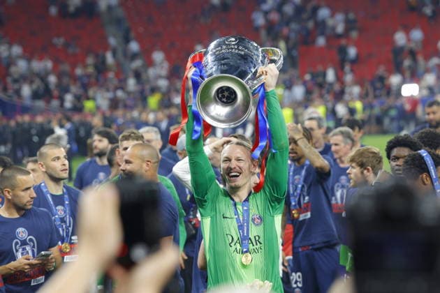UEFA Champions League Final 2026 Paris Saint Germain Arsenal Budapest, Hungary 20260530 Paris Saint Germain goalkeeper Matvey Safonov with the trophy after the Champions League final between Paris Saint Germain and Arsenal at Puskas Arena Photo Svein Ove Ekornesvag NTB Budapest Hungary EDITORIAL USE ONLY RESTRICTED USE FOR BETTING COMPANIES  Copyright: xSveinxOvexEkornesvagx xNTBx