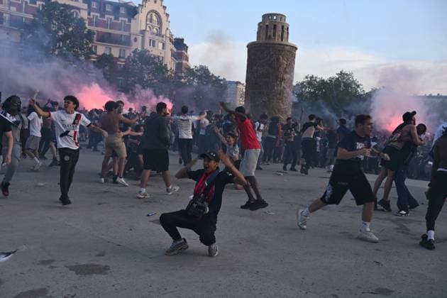 Tensions between PSG fans and the police following PSG’s victory over Arsenal in the Champions League final in Paris on 30 May 2026. - 30 05 2026 - France Ile-de-France (region) Paris -  JulienxMattiax xLexPictorium LePictorium_0335041