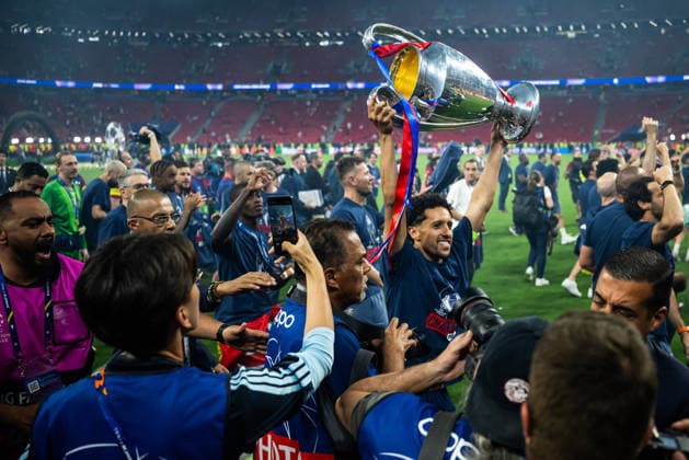 260530 Marquinhos of Paris Saint Germain celebrates after the UEFA Champions League final match between Paris Saint Germain and Arsenal on May 30, 2026 in Budapest Photo Maxim ThorÃ BILDBYRAN kod MT MT1056 fotboll football soccer fotball uefa champions league champions league paris saint germain arsenal bbeng interiör jubel  Copyright: MAXIMxTHORE BB260530MT289