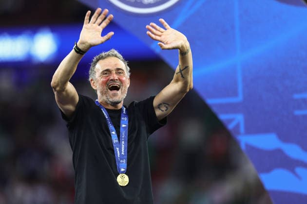 May 30, 2026, Budapest, Hungary: Head coach LUIS ENRIQUE of PSG celebrates with his players winning the UEFA Champions League 2025 26 final against and Arsenal FC at the Puskas Arena in Budapest, Hungary. PSG won 4:3 on penalties after a 1:1 game and wins the back to back trophy. Soccer 2026: UEFA Champions League Final: PSG : Arsenal  - ZUMAc179 20260530_zep_c179_035 Copyright: xMickaelxChavetx