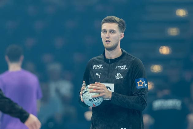 Nikola Bilyk THW Kiel looks on during the handball semi final of the Winamax EHF Finals 2026 between Montpellier Handball and THW Kiel at Barclays Arena on May 30, 2026 in Hamburg, Germany