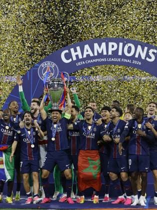 BUDAPEST - Marquinhos of Paris Saint-Germain with the UEFA Champions League trophy, Coupe des clubs Champions Europeans after the UEFA Champions League final between Paris Saint-Germain and Arsenal FC at Puskas ArÃ na on May 30, 2026, Budapest, Hungary. MAURICE VAN STEEN ANP UEFA Champions League Final 2026 2025-2026 xVIxANPxSportx xMauricexvanxSteenxIVx 559709229 originalFilename: 559709229.jpg