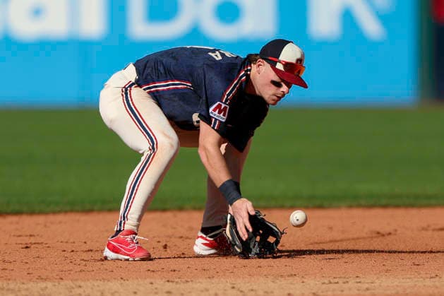 May 30, 2026: Cleveland Guardians second baseman Travis Bazzana (37) fields a ground ball during the fifth inning of the Major League Baseball game between the Boston Red Sox and Cleveland Guardians at Progressive Field in Cleveland, Ohio. CSM Cleveland United States of America - ZUMAc04_ 20260530_zma_c04_030 Copyright: xBrianxFisherx