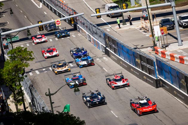 AUTO - IMSA - DETROIT SPORTS CAR CLASSIC 2026 Start of the race, 31 AITKEN Jack (gbr), BAMBER Earl (nzl), Cadillac Whelen, Cadillac V-Series.R, 40 TAYLOR Jordan (usa), DELETRAZ Louis (che), Cadillac Wayne Taylor Racing, Cadillac V-Series.R, action during the Chevrolet Detroit Sports Car Classic, 5th round of the 2026 2026 IMSA SportsCar Championship, on the Streets of Detroit, from May 29 to 31, 2026 in Detroit, Michigan, United States of America - DetroitUnited States Copyright: xJULIENxDELFOSSEx