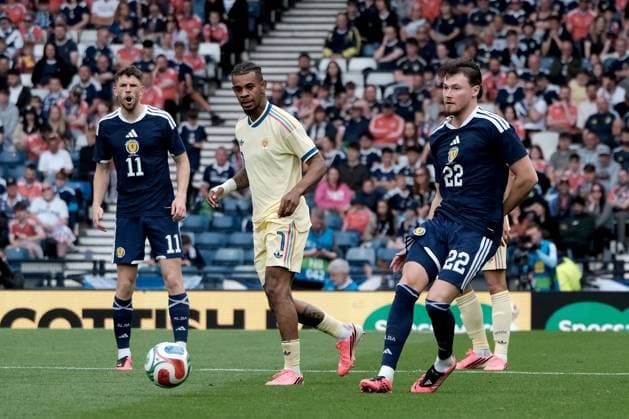UK: Scotland v Curacao, International Friendly, Länderspiel, Nationalmannschaft at Barclays Hampden, Glasgow, Scotland on 30 May 2026: Pictured: Ryan Christie (Scotland), Juninho Bacuna (Curacao) and Nathan Patterson (Scotland) Glasgow Barclays Hampden Scotland Copyright: xAlexxToddx