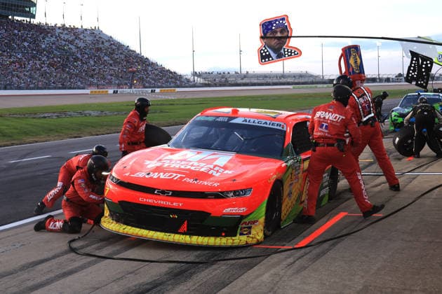 NASHVILLE, TN - MAY 30: Justin Allgaier ( 7 JR Motorsports BRANDT Precision Build Trademark Fertilizer Chevrolet) stops in his pit stall for service during the running of the NASCAR, Motorsport, USA O Reilly Auto Parts Sports Illustrated Resorts 250 on May 30, 2026 at Nashville Superspeedway in Lebanon, TN. (Photo by Jeff Robinson Icon Sportswire) AUTO: MAY 30 NASCAR O™Reilly Auto Parts Series Sports Illustrated Resorts 250 EDITORIAL USE ONLY Icon26053016619250