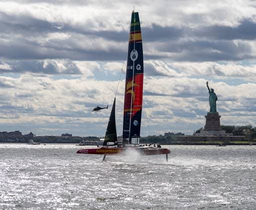 RECORD DATE NOT STATED Mubadala New York SailGP Kicks Off as Spain Takes Early Lead on Opening Day (SPO) Mubadala New York SailGP Kicks Off as Spain Takes Early Lead on Opening Day. May 30,2026, Governors Island, New York, USA: Team Spain competes during the opening day of the Mubadala New York Sail Grand Prix on the Hudson River on Saturday. Jorge Estrellado Thenews2(Foto: Jorge Estrellado Thenews2 imago images) SPO  Copyright: xJorgexEstrelladox