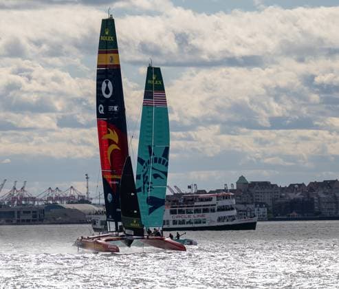 RECORD DATE NOT STATED Mubadala New York SailGP Kicks Off as Spain Takes Early Lead on Opening Day (SPO) Mubadala New York SailGP Kicks Off as Spain Takes Early Lead on Opening Day. May 30,2026, Governors Island, New York, USA: Teams USA and Spain compete during the opening day of the Mubadala New York Sail Grand Prix on the Hudson River on Saturday afternoon. Credit: Jorge Estrellado Thenews2(Foto: Jorge Estrellado Thenews2 imago images) SPO  Copyright: xJorgexEstrelladox