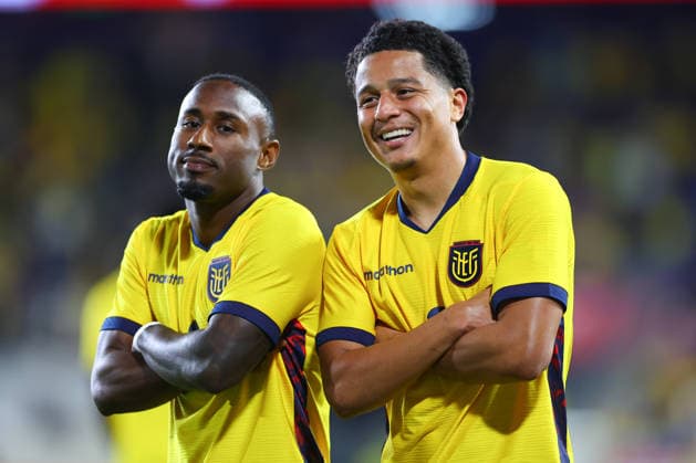 HARRISON, NJ - MAY 30: Anthony Valencia 8 of Ecuador celebrates with John Yeboah 9 after a goal during the second half of the pre 2026 FIFA World Cup, WM, Weltmeisterschaft, Fussball Friendly game against Saudi Arabia on May 30, 2026 at Sports Illustrated Stadium in Harrison, New Jersey. (Photo by Rich Graessle Icon Sportswire) SOCCER: MAY 30 Ecuador vs Saudi Arabia EDITORIAL USE ONLY Icon26053026224