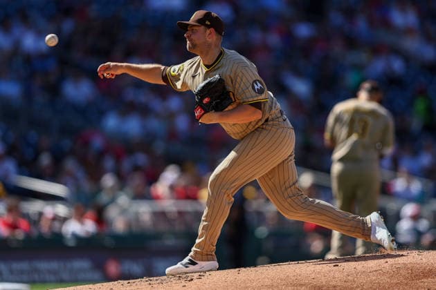 May 30, 2026, Washington D.C, District Of Columbia, United States: Washington, DC; San Diego Padres pitcher Michael King (34) warms up during the Major League Baseball game between the Washington Nationals and the San Diego Padres at Nationals Park on Saturday, May 30, 2026. The Nationals beat the Padres 9-4. Washington D.C United States - ZUMAp258 20260530_znp_p258_051 Copyright: xStevexPrakopex