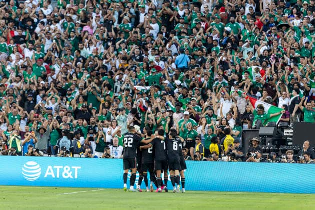 May 30, 2026, Pasadena, California, USA: MexicoÃ¢â‚¬â ¢s p layers celebrate after Mexico s Johan Vasquez (5) scoring against Australia during a MexTour Sendoff Match at Rose Bowl on Saturday, May 30, 2026 in Pasadena, Calif. MexTour Sendoff Match: Mexico Vs Australia  - ZUMAc68_ 20260530_zaf_c68_022 Copyright: xRingoxChiux
