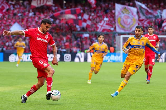 CONCACAF CHAMPIONS CUP 2026 CONCACAF CHAMPIONS CUP 2026 TOLUCA VS TIGRES UANL 30052026 TOLUCA, ESTADO DE MEXICO Action photo of Federico Pereira L of Diablos Rojos del Toluca and Angel Correa R of Tigres UANL, during title game of the CONCACAF Champions Cup 2026 at the Estadio Nemesio Diez of Toluca, Estado de Mexico, Mexico Action photo of Federico Pereira I of Diablos Rojos del Toluca and Angel Correa D of Tigres UANL, during title game of the CONCACAF Champions Cup 2026 at the Estadio Nemesio Diez of Toluca, Estado de Mexico, Mexico against Tigres UANL Photo by IMAGENSHOP AGENCIA FOTOGRAFICA TOLUCA ESTADO DE MEXICO MEXICO Copyright: xIMAGENSHOPxAGENCIAxFOTOGRAFICAx
