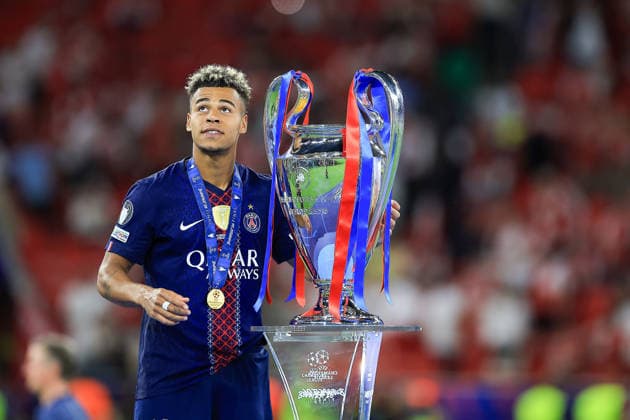 Paris Saint-Germain v Arsenal, Champions League, Final Paris Saint-Germain Midfielder DÃ sirÃ DouÃ (14) touches the UEFA Champions League Trophy during the Champions League Final match between Paris Saint-Germain and Arsenal at Puskas Arena Park, Budapest, Hungary on 30 May 2026. Budapest Puskas Arena Park Hungary Editorial use only , Copyright: xChrisxFoxwellx PSI-24308-0117