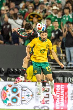 May 30, 2026, Pasadena, California, USA: Australia s Jacob Italiano (23) and MexicoÃ¢â‚¬â ¢s Mateo Chavez Garcia (20) vie for the ball during a MexTour Sendoff Match at Rose Bowl on Saturday, May 30, 2026 in Pasadena, Calif. MexTour Sendoff Match: Mexico 1:0 Australia  - ZUMAc68_ 20260530_zaf_c68_039 Copyright: xRingoxChiux