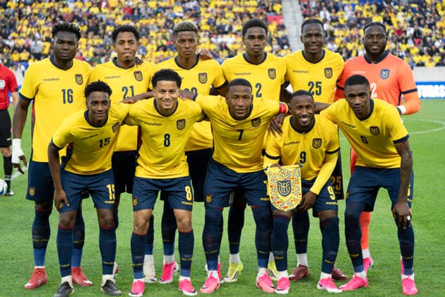 Ecuadorian players pose ahead of a friendly match between Ecuador and Saudi Arabia in the run-up to the 2026 World Cup at Sports Illustrated stadium in New Jersey, United States, 30 May 2026. 2026 World Cup friendlies: Ecuador vs Saudi Arabia !ACHTUNG: NUR REDAKTIONELLE NUTZUNG!  Copyright: xÁngelxColmenaresx AME6969 0857943610st