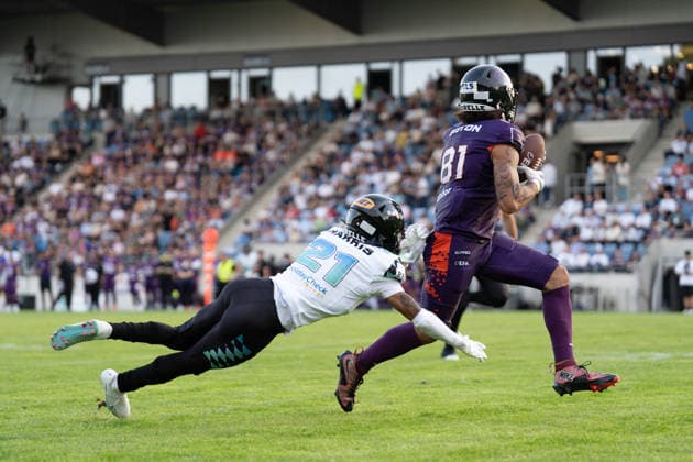 30 05 2026, xhfmx, American Football EFA European Football Alliance, Frankfurt Galaxy Munich Ravens v l Bijon Harris Munich Ravens, 21 , Brevin Easton Frankfurt Galaxy, 81 DFL DFB REGULATIONS PROHIBIT ANY USE OF PHOTOGRAPHS as IMAGE SEQUENCES and or QUASI VIDEO Frankfurt am Main