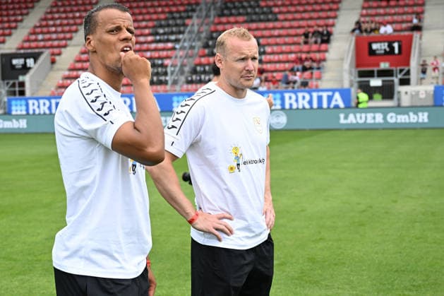 30 05 2026, xsvx, Football Langholz Cup 2026, v l Timothy Chandler Eintracht Frankfurt Sebastian Rode Wiesbaden