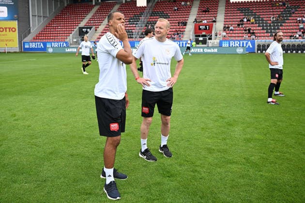 30 05 2026, xsvx, Football Langholz Cup 2026, v l Timothy Chandler Eintracht Frankfurt Sebastian Rode Wiesbaden